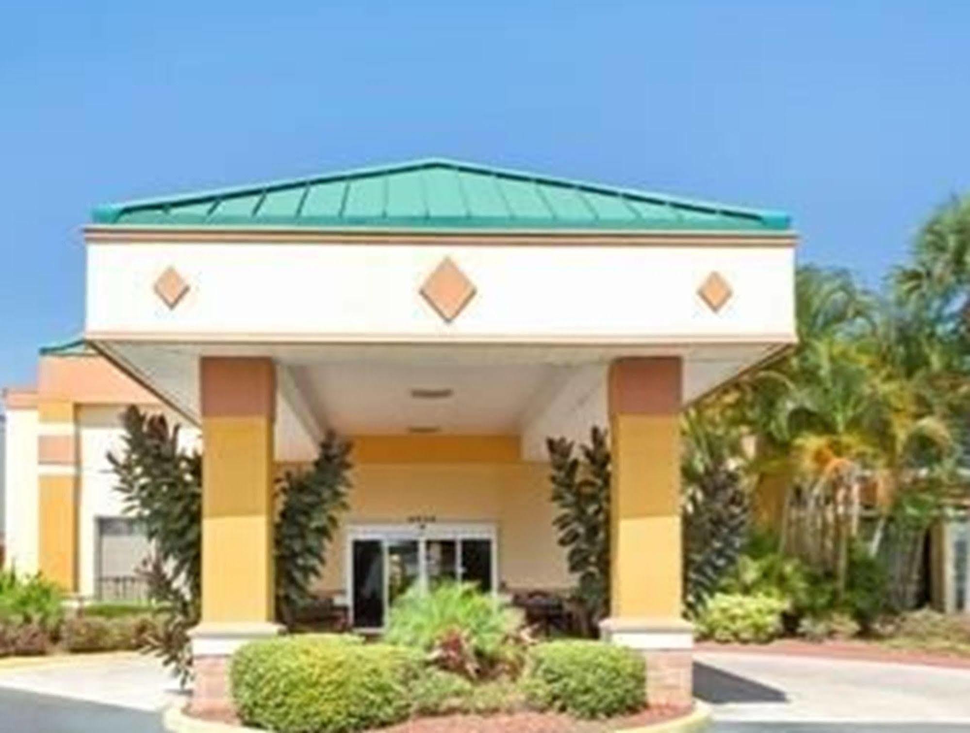 Garnet Inn & Suites ออร์ลันโด ภายนอก รูปภาพ