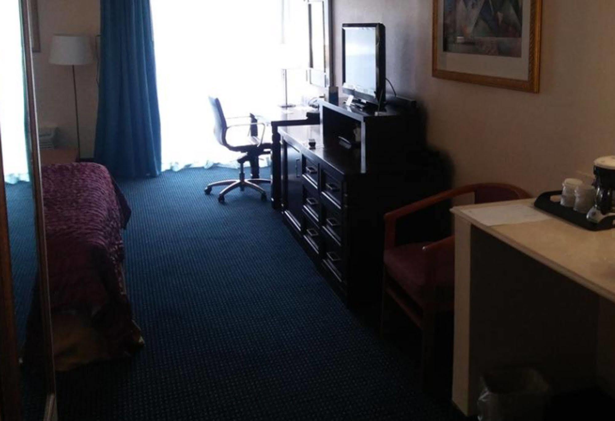 Garnet Inn & Suites ออร์ลันโด ภายนอก รูปภาพ