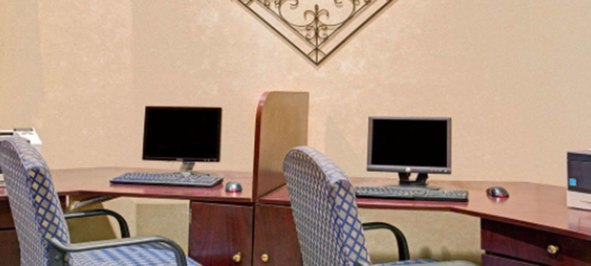 Garnet Inn & Suites ออร์ลันโด ภายนอก รูปภาพ