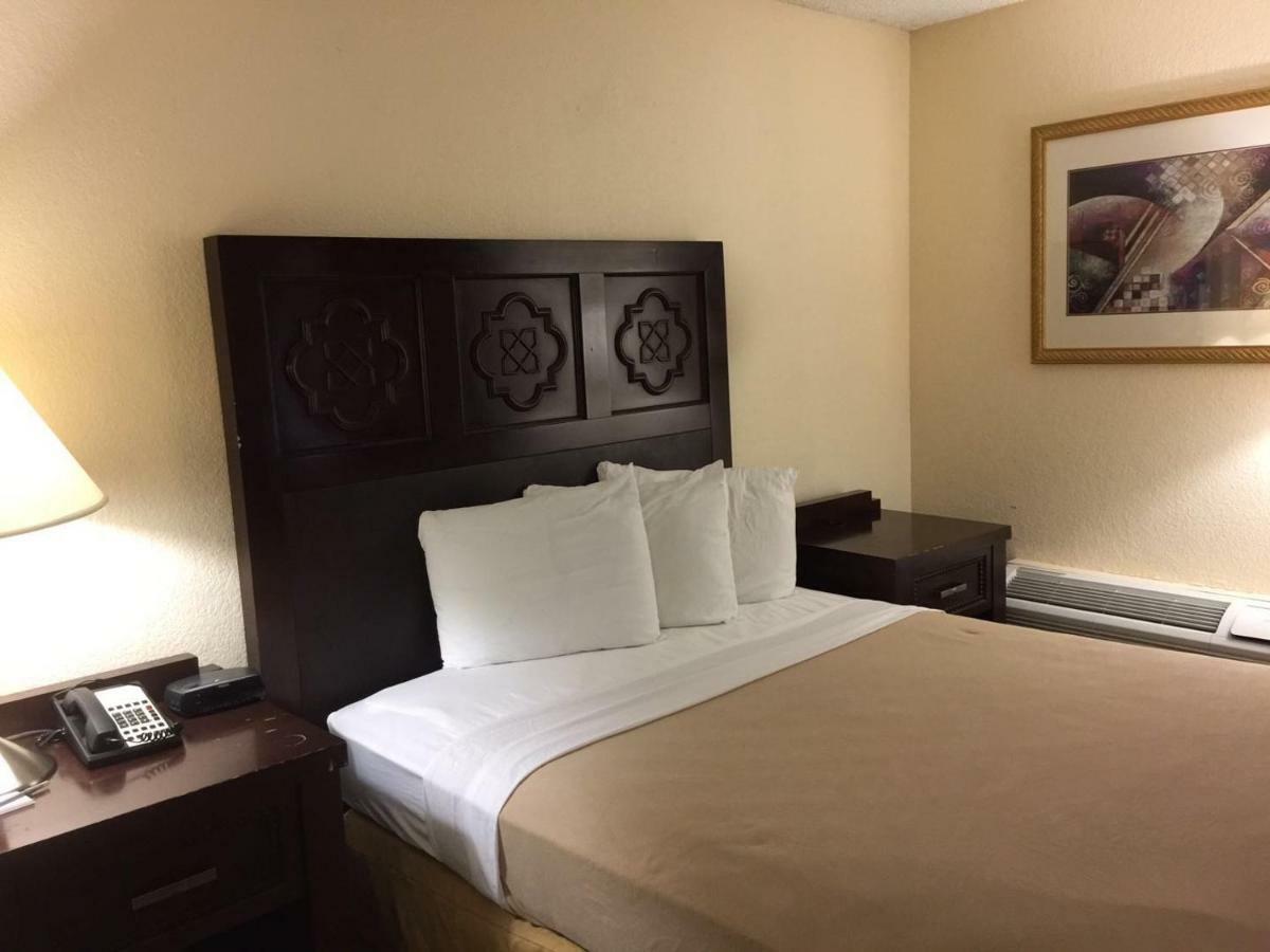 Garnet Inn & Suites ออร์ลันโด ภายนอก รูปภาพ
